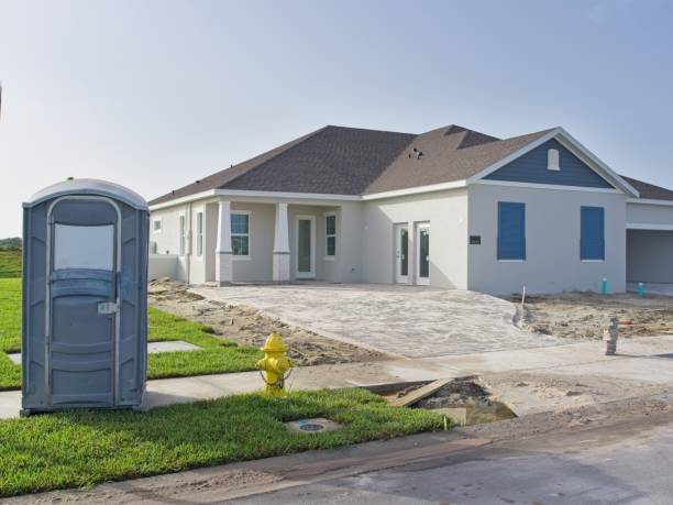 Portable Toilet Options We Offer in Zephyrhills, FL